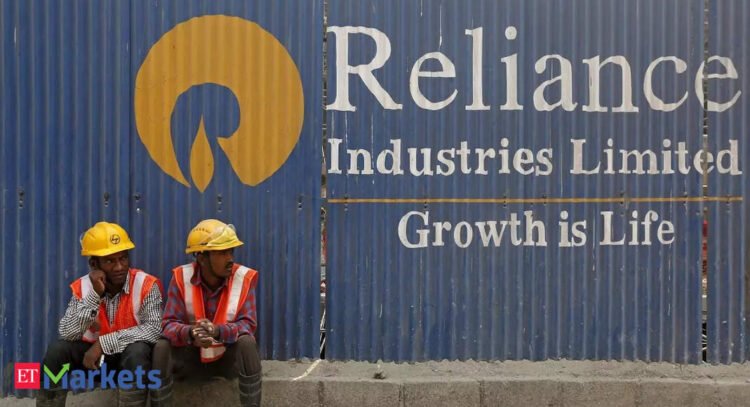 RIL shares fall over 2% on Macquarie downgrade