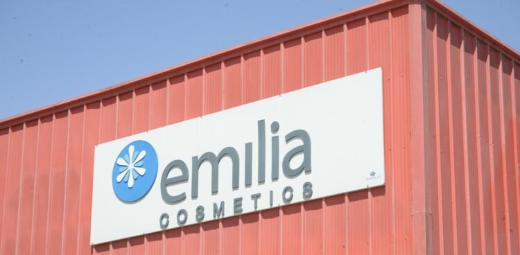Emilia fires 118, sells Yeruham plant for NIS 35m revenue