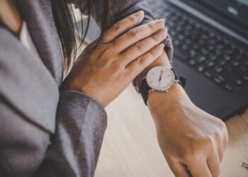 IRS Refund Schedule 2023 | InvestorJunkie