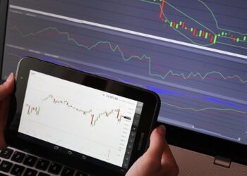 Examine Out What Whales Are Doing With CAT – Caterpillar (NYSE:CAT)