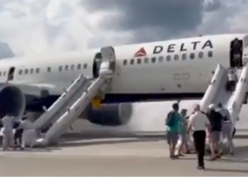 Delta Aircraft Tire Pops Throughout Touchdown, Passengers Evacuated