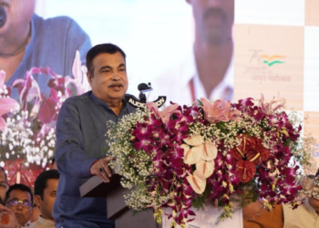 Nitin Gadkari plans to place an finish to sirens on VIP automobiles, basuri could exchange sound of horns