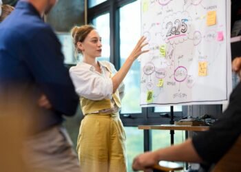 3 Methods To Encourage A Collaborative Method To Enterprise Challenges