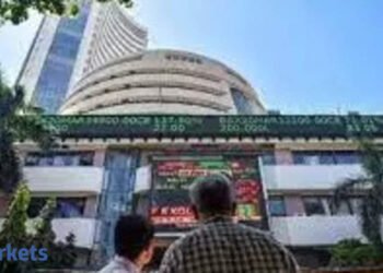 52-Week Excessive Shares: Market in turmoil, but 4 smallcap shares hit 52-week highs – Braving The Storm