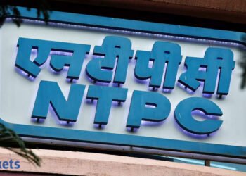ntpc q2 outcomes: NTPC Q2 Outcomes: PAT jumps 38% YoY to 4,726 crore. Co declares dividend of Rs 2.25/share