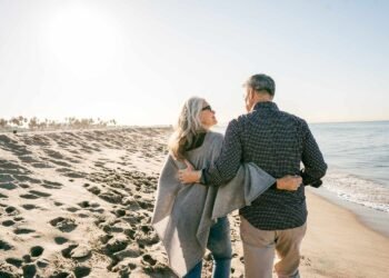 Retirement in Canada vs. U.S.: What is the Distinction?