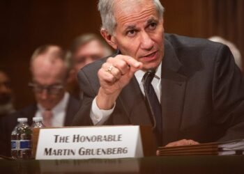 FDIC chair is ‘deeply troubled’ by claims the company is a ‘sexualized’ office with a ‘boys’ membership setting’