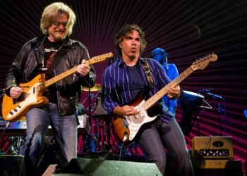 Daryl Corridor sues John Oates over plan to promote stake of their JV (report)