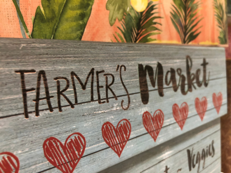 25 Ideas for Small Companies Promoting at Farmers Markets