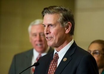 Rep. Don Beyer works towards grasp’s diploma in AI