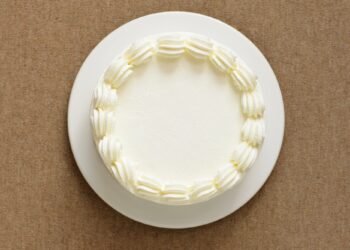 Firm Congrats Cake Goes Viral Due to a Spouse’s Message