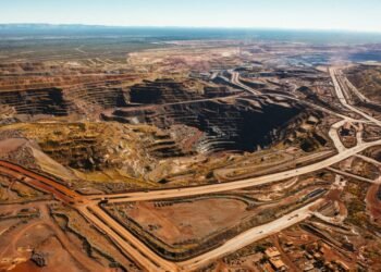 Anglo American plans $1.8bn capex cuts by 2026