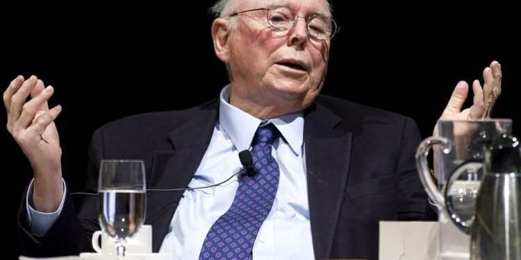 Charlie Munger warned a elaborate dwelling could make you ‘much less pleased’