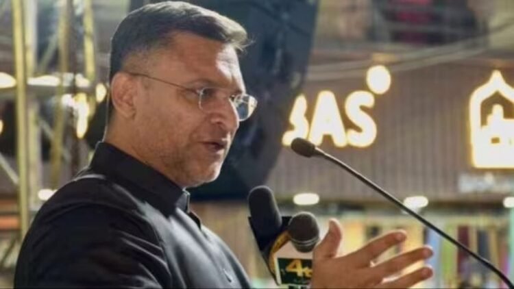 BJP MLAs boycott Akbaruddin Owaisi’s oath-taking ceremony as Telangana interim meeting speaker