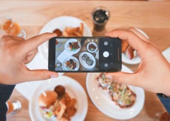 Your 4-step information to organising an Instagram enterprise account