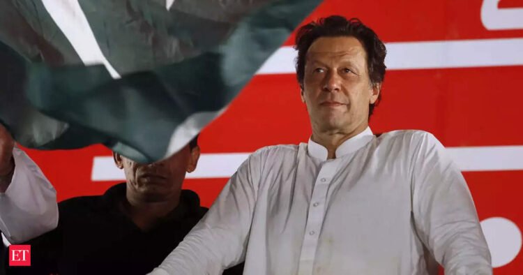 Pakistan elections: Imran Khan’s PTI get together to be invited by President Alvi to type govt claims Gohar Khan