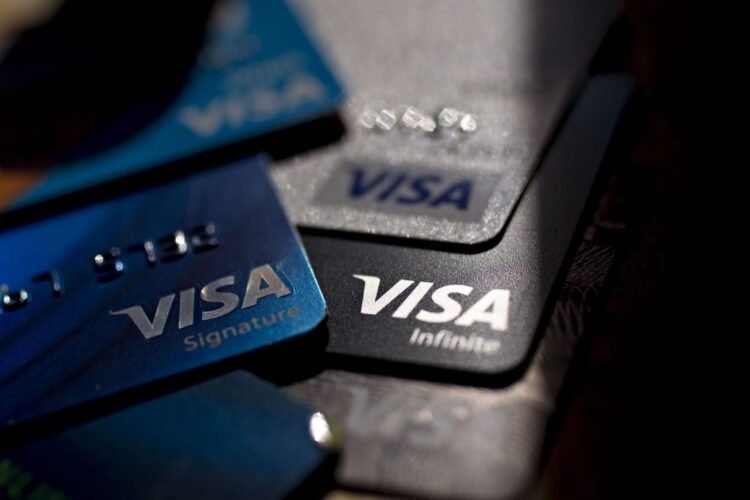 Promoting rented garments results in fees in $750 000 fraud scheme