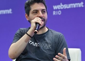 Jeff Bezos-backed Brazil fintech Stark Financial institution does not ‘imagine in distant work’