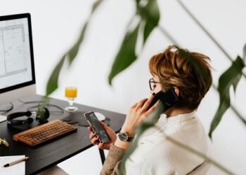 5 Causes Why Your Small Enterprise Wants a PBX Cellphone System