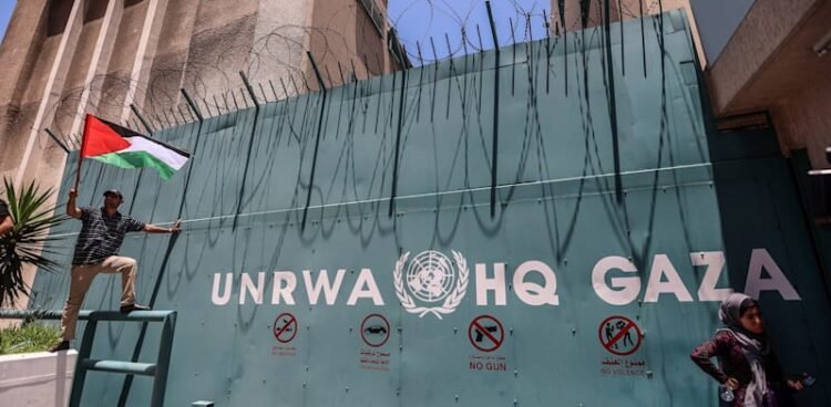 Financial institution Leumi blocks UNRWA checking account