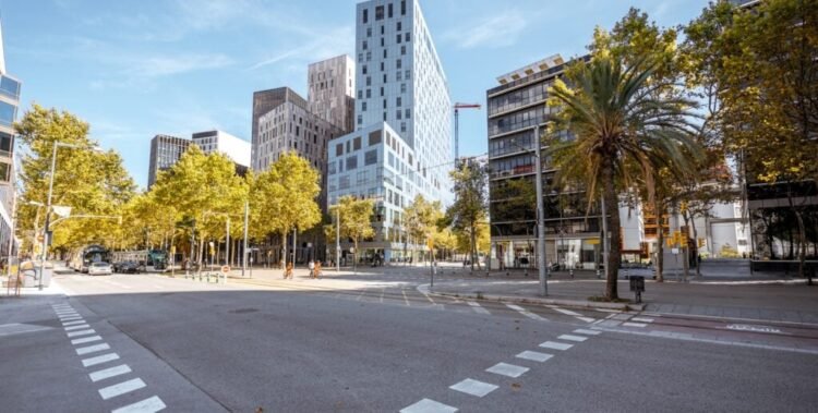 The Rise of “15-Minute Cities,” and if Buyers Ought to Money In