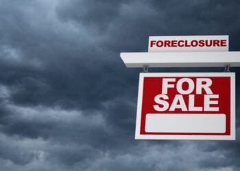Is There New Threat of a Crash This 12 months? This is What Pundits Are Warning About