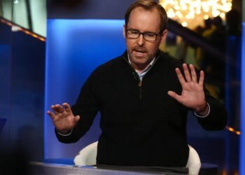Hedge funder Mark Spitznagel says there’s ‘one thing immoral’ about America’s reliance on debt — and future generations ‘will bear the burden’