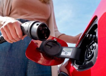 Electrical Automotive Reductions Improve as EV Gross sales Hunch in 2024