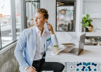 9 Chilly Calling Ideas To Improve Your Gross sales This Week