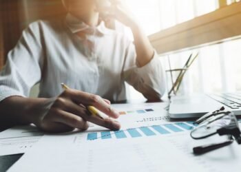 Ought to I exploit a private checking account for my small enterprise?