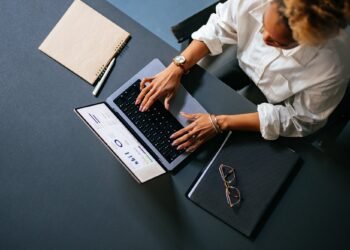 5 Monetary Blind Spots That May Be Stopping You From Making Extra Cash