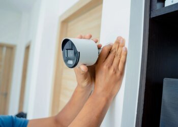 4 Issues to Know About Shopping for a Residence Safety Digital camera