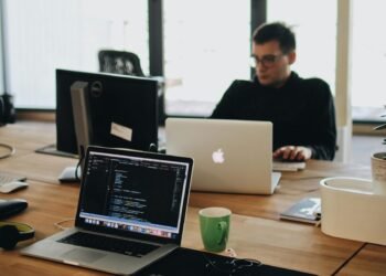 The 5 Finest Staff Administration Software program to Assist Your Small Enterprise Scale