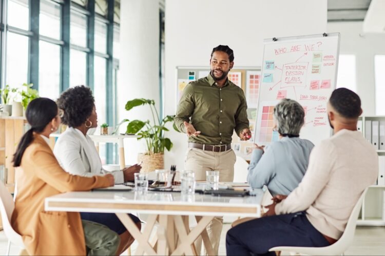 How you can Encourage Your Gross sales Crew to Maintain Your Clients Completely happy and Enterprise Rising