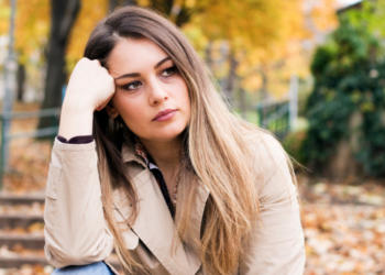 In case you had been hardly ever praised as a baby, you in all probability show these 8 behaviors as an grownup