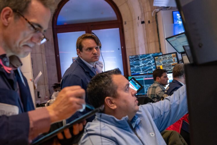 Shares Rally Wavers on ‘Warning Message’ in Information: Markets Wrap