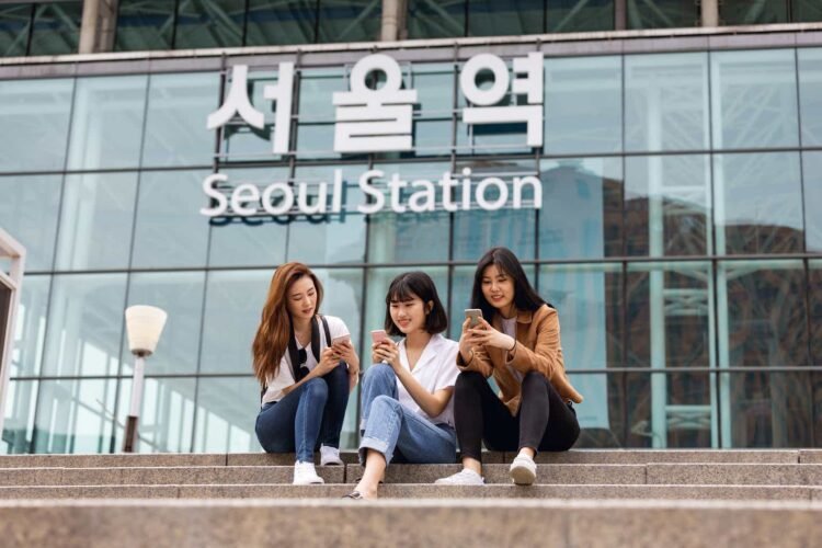 SK Telecom: Constructive Indicators Are Showing (NYSE:SKM)