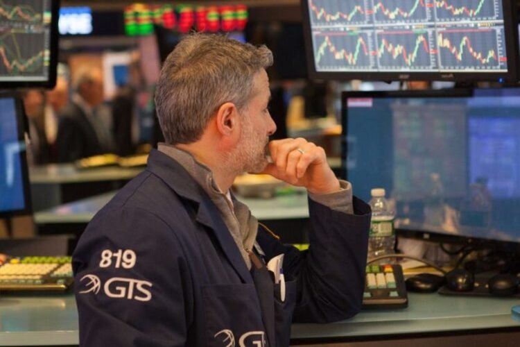 Why US Index Futures Are Largely Greater On Monday. – Invesco QQQ Belief, Collection 1 (NASDAQ:QQQ), SPDR S&P 500 (ARCA:SPY)
