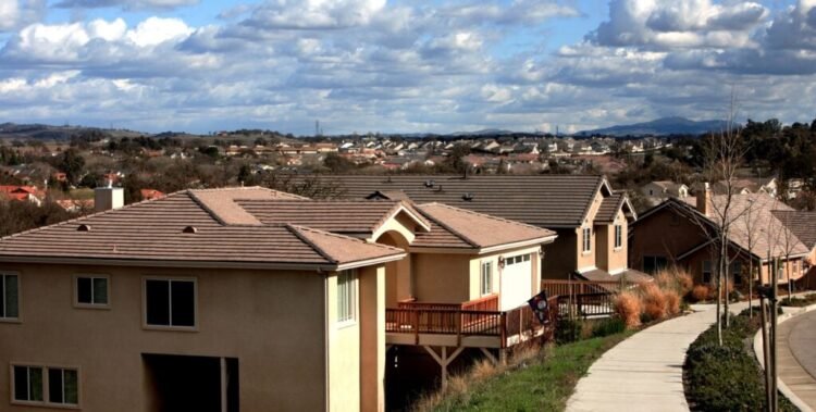 Are the Suburbs a Soul-Crushing Abomination?
