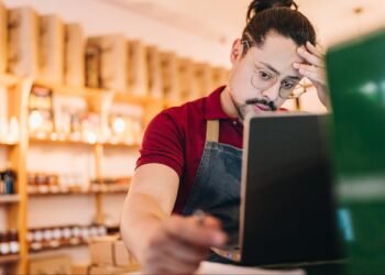 Learn how to Keep away from the Small Enterprise Progress ‘Dying Spiral’