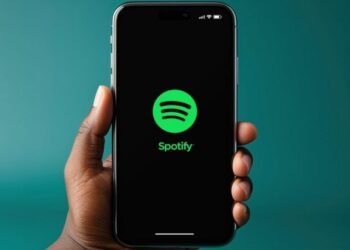 Daniel Ek, Spotify Board Members Promote Over $1 Billion In Shares As Inventory Surges 144% In 2024 – Spotify Know-how (NYSE:SPOT)