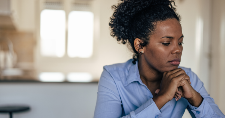 Individuals who nonetheless haven’t forgiven their dad and mom usually show these 8 behaviors (with out realizing it)