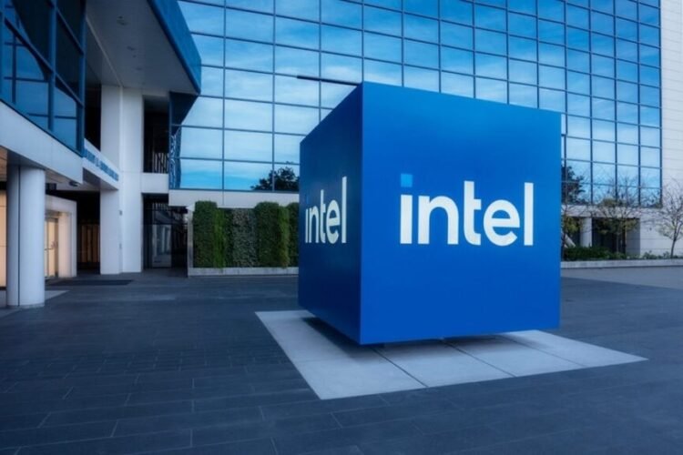 Intel Inventory Has Fallen Over 58% In 1 Yr, However Citi Maintains ‘Impartial’ Ranking On Anticipated Substitute Of Pat Gelsinger In A ‘Couple Of Months’ – Intel (NASDAQ:INTC), Superior Micro Units (NASDAQ:AMD)