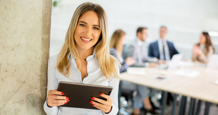 8 character traits that make a girl much more enticing than the others, in line with psychology