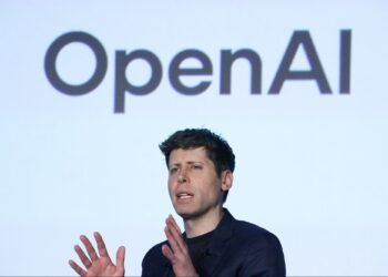 OpenAI’s New Deep Analysis AI Surfs the Internet, Writes Papers