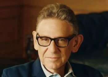 Sir Lucian Grainge requires ‘acceptable guardrails’ on AI amid debate on UK’s proposed copyright adjustments