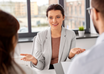 7 issues assured individuals do otherwise within the office, in keeping with psychology