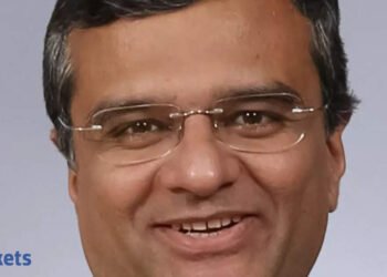 Quick-term rebound may entice buyers; higher to attend for readability: Dipan Mehta