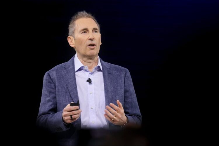 Amazon CEO: Sellers Will Move On Tariff Prices to Buyers