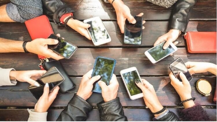 Cell knowledge is getting costlier in India — Telco financials inform the story; skilled explains the surgedustry